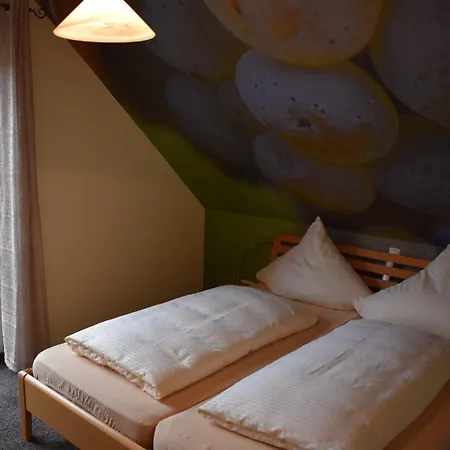 & Weingut Am Steingebiss Casa de Campo *