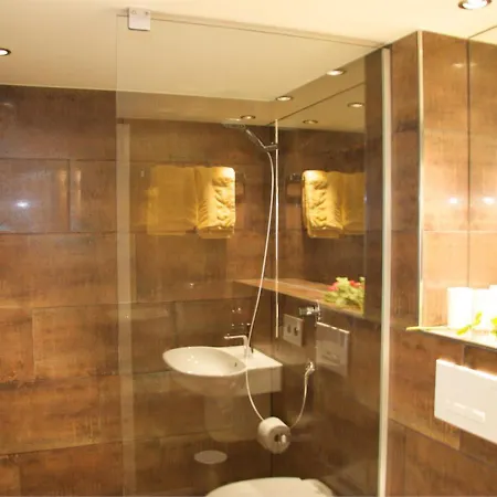 & Weingut Am Steingebiss