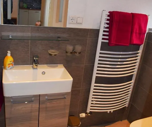 & Weingut Am Steingebiss * Billigheim-Ingenheim