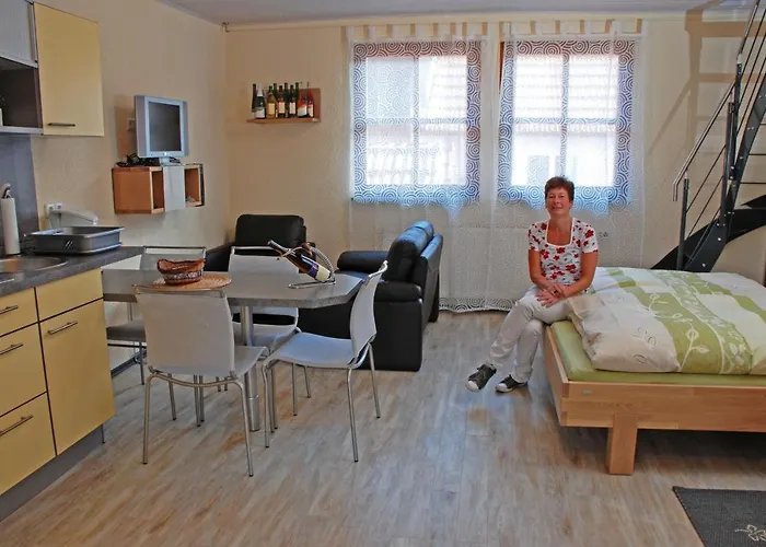 & Weingut Am Steingebiss Landhuis *