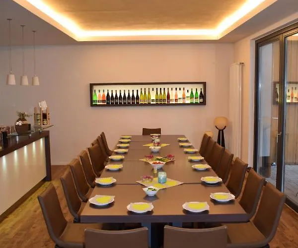 & Weingut Am Steingebiss Landhuis *